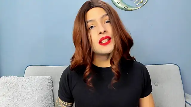 Snapshot of LukaCastillo chatting on 10/29/25, 07:15 LukaCastillo online show from 10/29/25, 07:15