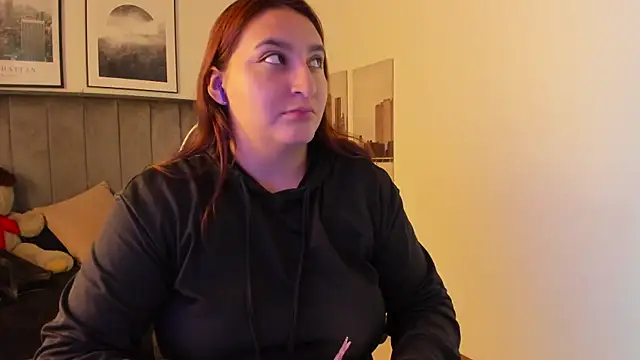 Alaia Cute online show from 03/22/25, 02:27