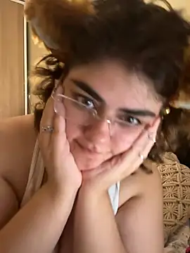 Snapshot of yudrayeb chatting on 01/24/25, 05:53 yudrayeb online show from 01/24/25, 05:53