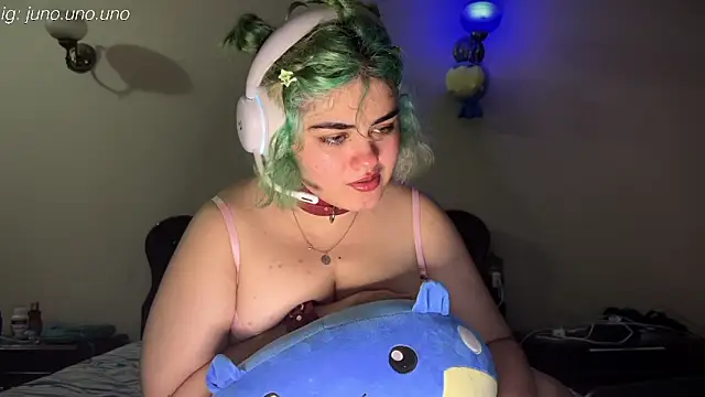 Snapshot of yudrayeb chatting on 02/17/25, 11:09 yudrayeb online show from 02/17/25, 11:09