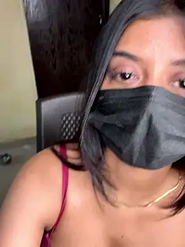 Snapshot of Aakanshaa__ chatting on 01/15/26, 09:36 Aakanshaa online show from 01/15/26, 09:36