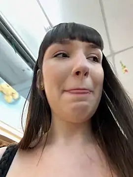 Snapshot of Sophie_Avory chatting on 12/16/24, 12:48 Sophie Avory online show from 12/16/24, 12:48