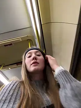 Snapshot of Sophie_Avory chatting on 01/23/25, 08:02 Sophie Avory online show from 01/23/25, 08:02