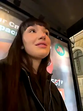 Snapshot of Sophie_Avory chatting on 10/17/25, 08:44 Sophie Avory online show from 10/17/25, 08:44