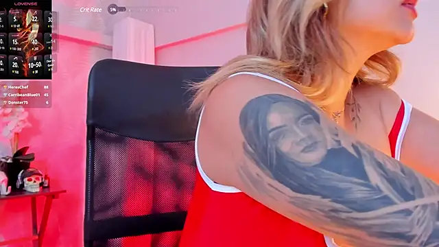 Snapshot of CyntiaAdams chatting on 03/20/25, 09:35 CyntiaAdams online show from 03/20/25, 09:35