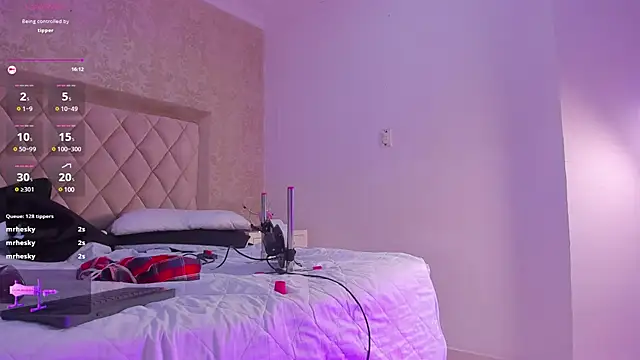 LiaFlowers online show from 01/14/25, 01:26