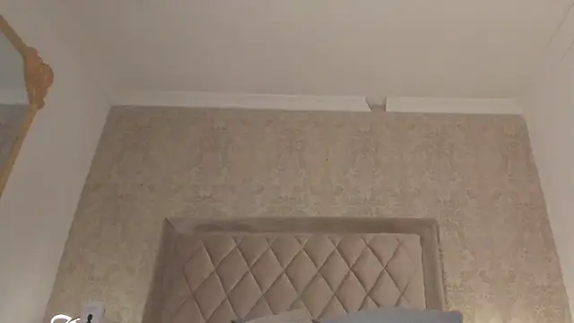 LiaFlowers online show from 02/23/25, 07:11