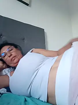 katysquirtdirty online show from 04/26/26, 11:08