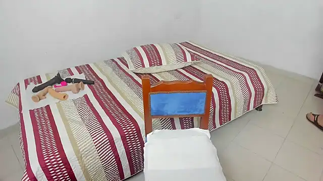 Juana Sweet online show from 09/24/25, 02:53