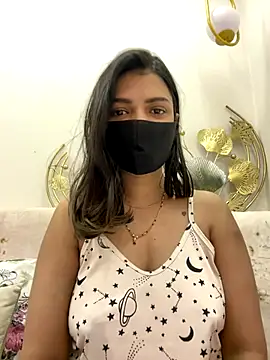 Snapshot of MaYaa__11 chatting on 11/20/25, 07:41 MaYaa 11 online show from 11/20/25, 07:41