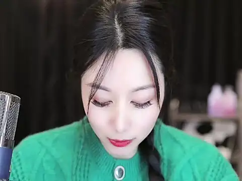 Nuyoah-77 online show from 01/16/25, 04:07