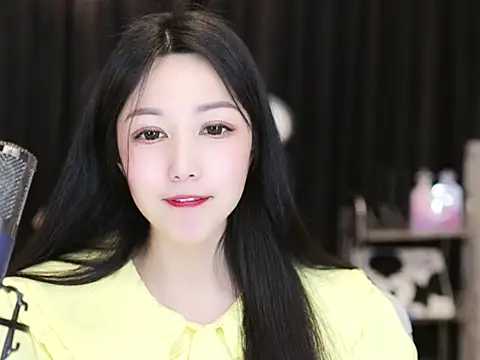 Nuyoah-77 online show from 02/19/25, 05:16