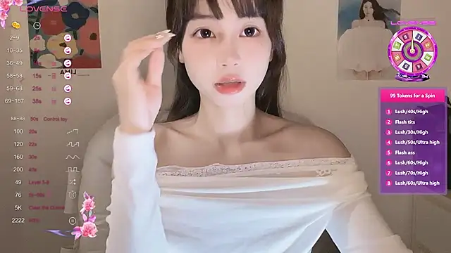 -Hottie online show from 10/23/25, 04:17