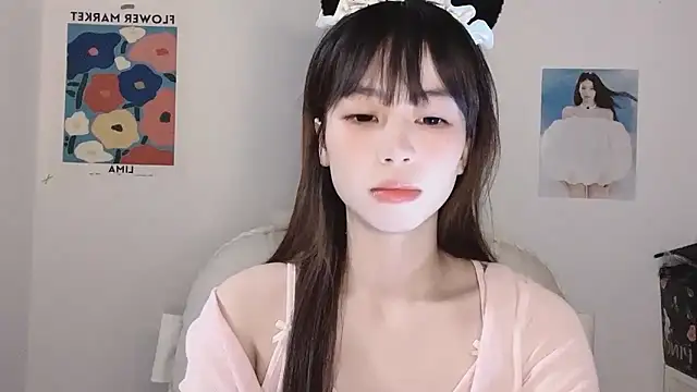 -Hottie online show from 11/26/25, 03:57