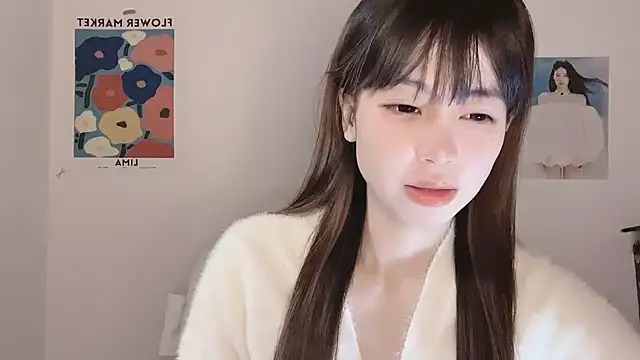 -Hottie online show from 12/04/25, 04:05