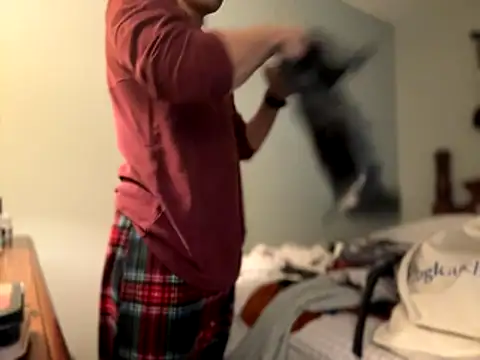 Snapshot of JosephAKenwood chatting on 11/23/25, 02:22 JosephAKenwood online show from 11/23/25, 02:22