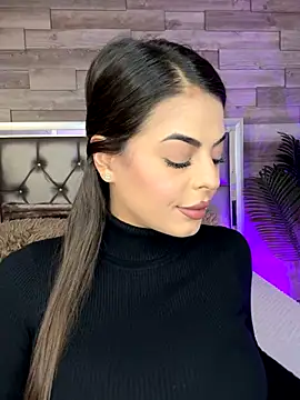 KeylaConner online show from 10/27/25, 02:15