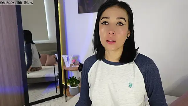 ValeriaCox online show from 06/02/26, 11:34