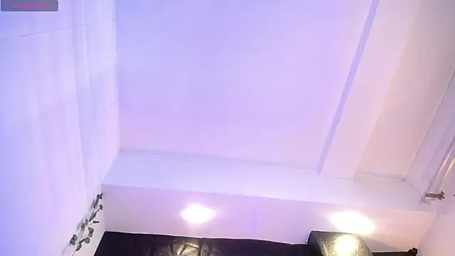 Snapshot of Mia_Rinn chatting on 01/29/25, 07:43 Mia Rinn online show from 01/29/25, 07:43