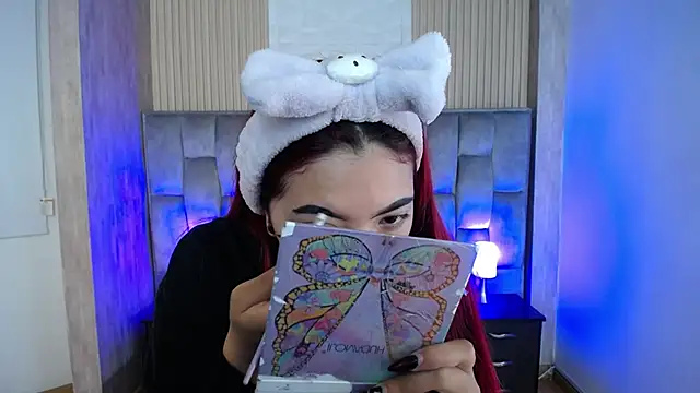 Snapshot of Mia_Rinn chatting on 09/11/25, 01:11 Mia Rinn online show from 09/11/25, 01:11