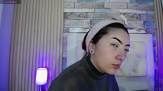 Snapshot of Mia_Rinn chatting on 02/19/26, 06:59 Mia Rinn online show from 02/19/26, 06:59