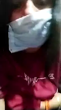 Snapshot of Hotty-Divya chatting on 12/23/24, 02:02 Hotty-Divya online show from 12/23/24, 02:02