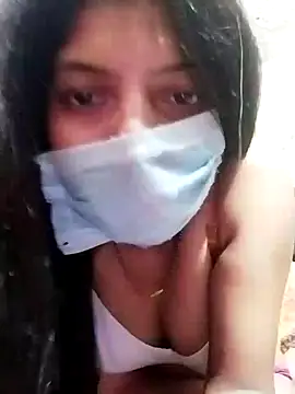 Snapshot of Hotty-Divya chatting on 12/23/24, 09:16 Hotty-Divya online show from 12/23/24, 09:16