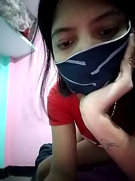 Snapshot of Hotty-Divya chatting on 09/24/25, 02:42 Hotty-Divya online show from 09/24/25, 02:42