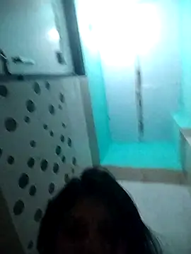 Snapshot of Hotty-Divya chatting on 10/22/25, 02:12 Hotty-Divya online show from 10/22/25, 02:12