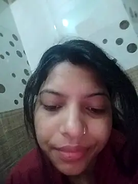 Snapshot of Hotty-Divya chatting on 10/29/25, 03:09 Hotty-Divya online show from 10/29/25, 03:09
