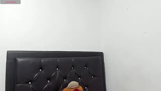 Snapshot of Natassha_brown1 chatting on 12/02/25, 12:38 Natassha brown1 online show from 12/02/25, 12:38