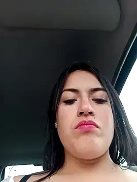 Lesly 10- online show from 01/25/25, 04:57