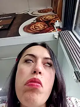 Lesly 10- online show from 03/12/25, 12:26