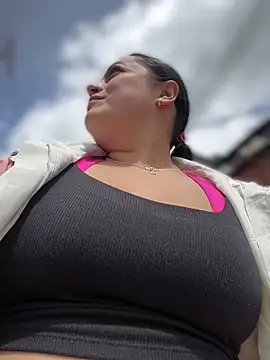 Lesly 10- online show from 05/06/26, 03:28