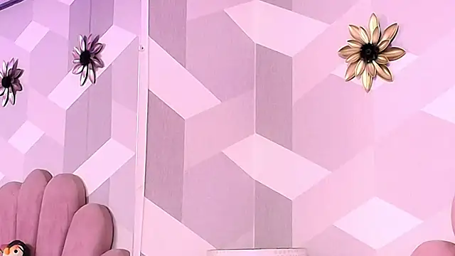 KylieMonnett online show from 12/02/25, 03:12