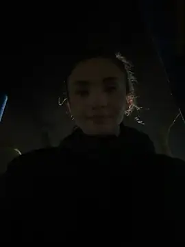 Snapshot of Daneshka1 chatting on 02/26/25, 06:15 Daneshka1 online show from 02/26/25, 06:15