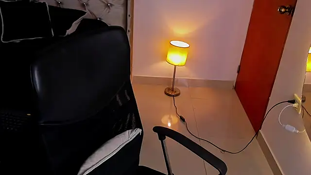 Snapshot of Andrew_wolf7 chatting on 11/07/25, 03:06 Andrew wolf7 online show from 11/07/25, 03:06