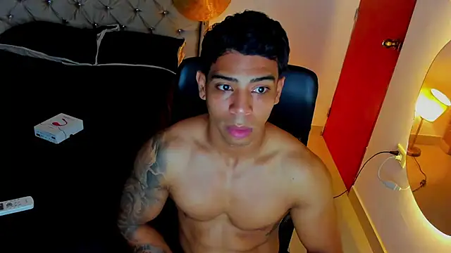 Snapshot of Andrew_wolf7 chatting on 11/20/25, 12:16 Andrew wolf7 online show from 11/20/25, 12:16