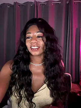 Snapshot of longislandprincess chatting on 09/19/25, 06:04 longislandprincess online show from 09/19/25, 06:04