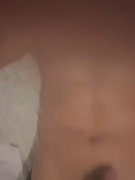 lucca07112 online show from 02/22/25, 06:17