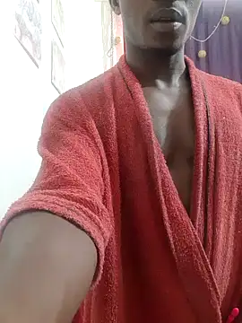 yezz3011 online show from 12/18/24, 05:42