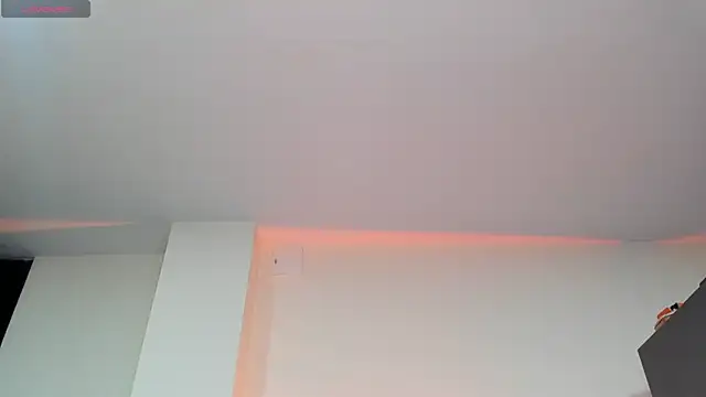 emmadiaz1 online show from 05/13/26, 05:49