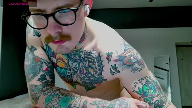 white King9999 online show from 11/15/25, 01:18