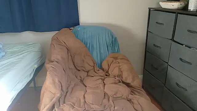 Snapshot of MistressKatie13xxx chatting on 02/05/26, 05:39 MistressKatie13xxx online show from 02/05/26, 05:39