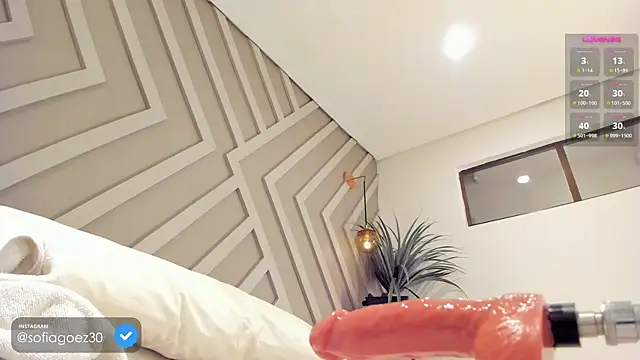 SOFIAGOEZ30 online show from 01/27/25, 10:49