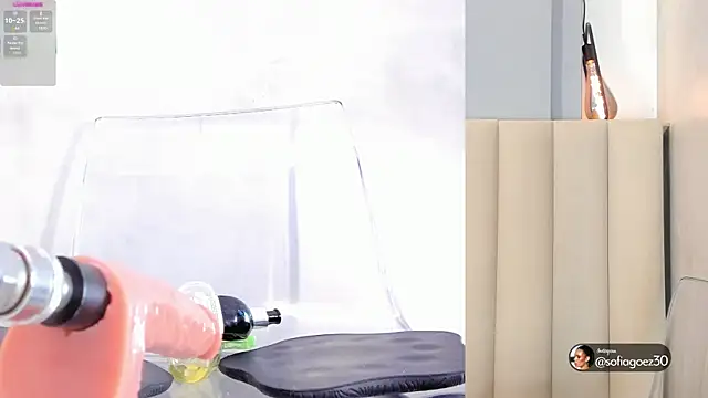 SOFIAGOEZ30 online show from 09/23/25, 10:51