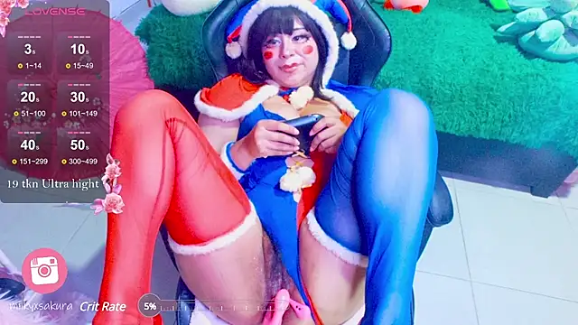 MilkyXSakura online show from 01/05/25, 05:41