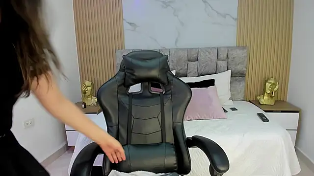 Snapshot of Khalifa_fletcher chatting on 01/23/25, 08:35 Khalifa fletcher online show from 01/23/25, 08:35