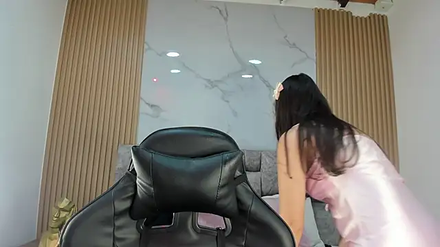 Snapshot of Khalifa_fletcher chatting on 02/13/25, 09:49 Khalifa fletcher online show from 02/13/25, 09:49