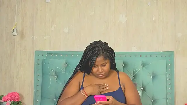 Alexa roussee online show from 11/23/25, 02:00